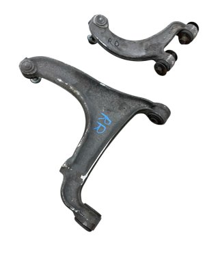 2008-2012 Maserati Quattroporte Lower Suspension Control Arm Set - Rear, Right (Passenger) (Used OEM)