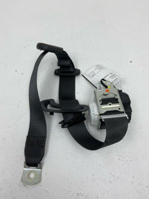 2021-2024 GMC Yukon XL Middle Row Seat Belt Assembly - Rear, Right (Passenger) (Used OEM)