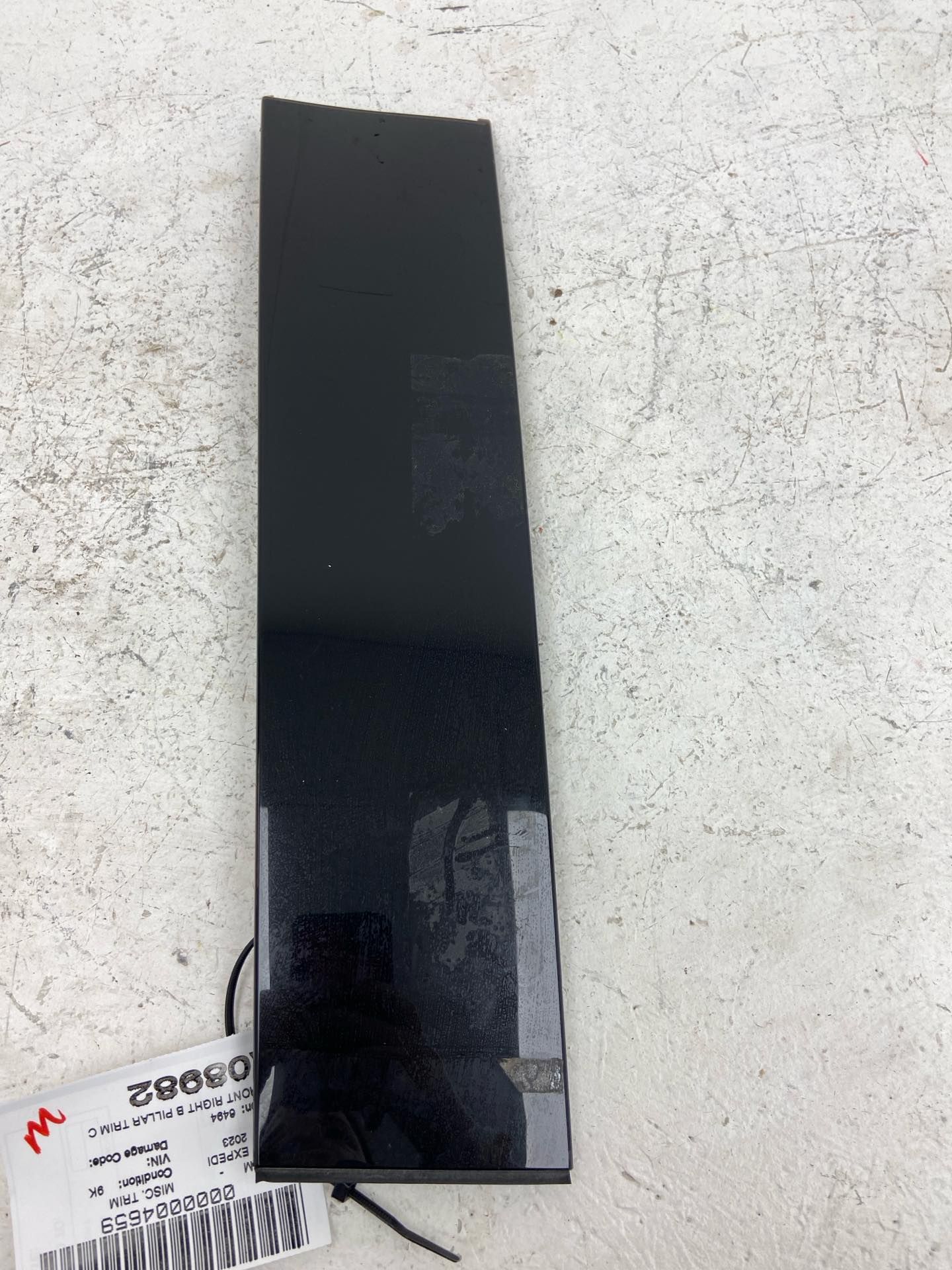 2018-2024 Ford Expedition B-Pillar Trim Cover Panel - Front, Right (Passenger) (Used OEM)