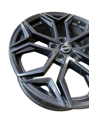 2025-2026 Nissan Kicks 19x7.5 5 Split-Spoke Machined Aluminum Wheel (Used OEM)