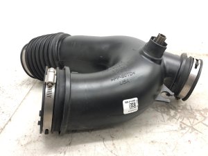 2018-2021 Lincoln Navigator Engine Air Intake Resonator Inlet Duct Assembly (Used OEM)