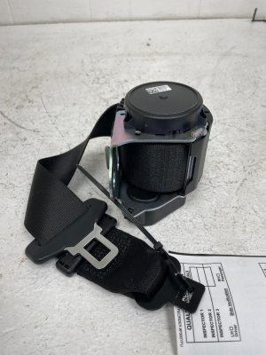 2017-2024 Maserati Levante Center Seat Belt Assembly - Rear, Right (Passenger) (Used OEM)