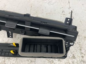 2024-2025 Hyundai Kona Center Dash Air Vent and Trim Set (Used OEM)