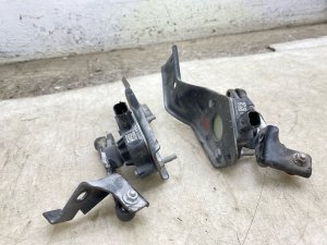 2018-2024 Lincoln Navigator Suspension Ride Height Level Sensor Set with Brackets - Rear (Used OEM)