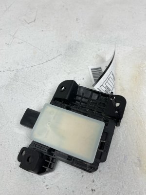 2025 Kia Carnival Blind Spot Radar - Rear (Used OEM)