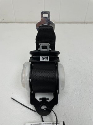 2020-2024 BMW M8 Middle Seat Belt Assembly - Rear, Right (Passenger) (Used OEM)
