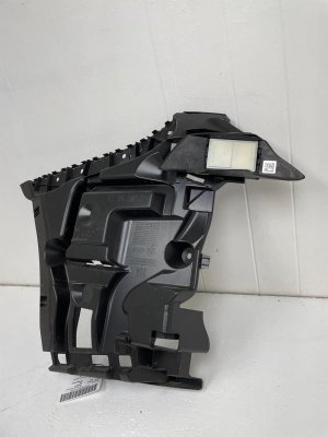 2020-2025 BMW M850i xDrive Bumper Guide Support Bracket with Park Assist Sensor - Rear (Used OEM)