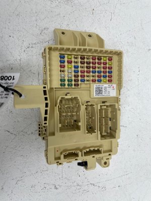 2022-2023 Hyundai Ioniq 5 Cabin Fuse Power Distribution Junction Box (Used OEM)