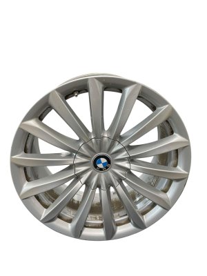 2018-2020 BMW M550i xDrive Silver 18x8 15-Spoke Silver Aluminum Alloy Wheel (Used OEM)