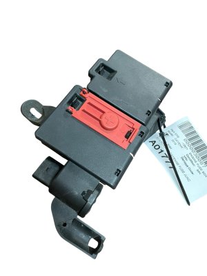 2019-2024 Porsche Cayenne Engine Power Distribution Junction Box (Used OEM)