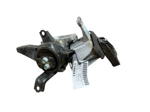 2022-2025 Kia Carnival Engine Mount Set - Front (Used OEM)