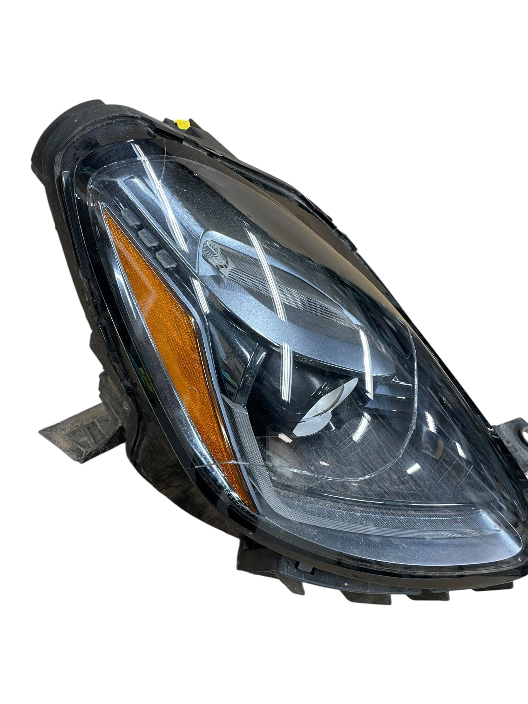 2023-2024 Maserati Grecale LED Headlight Assembly - Front, Right (Passenger) (Used OEM)
