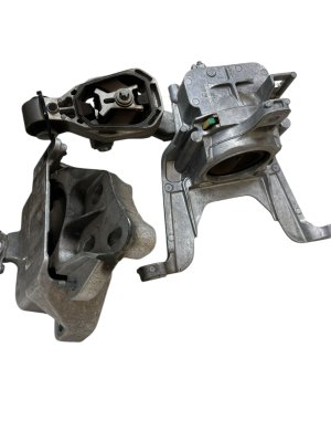 2020-2022 Mercedes-Benz CLA35 AMG Engine Mount Support Bracket (Used OEM)