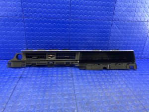 2024-2025 BMW X1 Black Front Center Dash Vent Trim Panel Assembly (Used OEM)