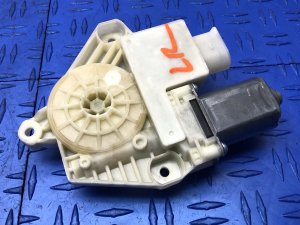 2018-2024 BMW X3 Power Window Motor - Rear, Left (Driver) (Used OEM)