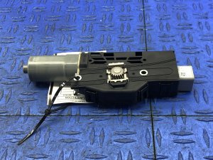 2017-2020 Jaguar F-Pace Sunroof Shade Motor (Used OEM)