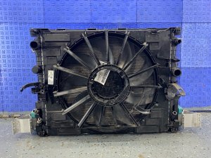 2018-2023 BMW M550i xDrive Radiator and A/C Condenser Cooling Fan Assembly - Front (Used OEM)