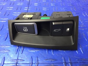 2017-2019 Genesis G90 Parking Brake Trunk and Fuel Tank Door Opener Switch Panel (Used OEM)