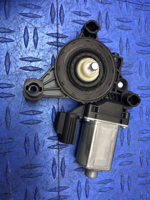 2020-2025 Lincoln Aviator Door Power Window Motor - Front, Right (Passenger) (Used OEM)