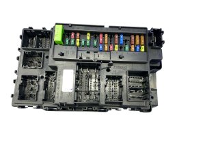 2020-2024 Lincoln Aviator Cabin Fuse Relay Junction Box (Used OEM)