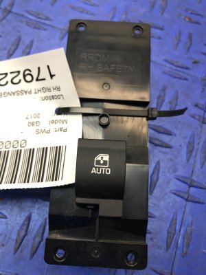 2017-2020 Genesis G80 Power Window Switch - Rear, Right (Passenger) (Used OEM)