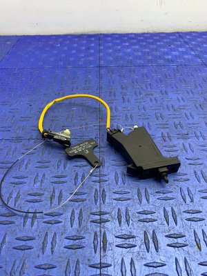 2017-2023 Genesis G80 Fuel Filler Door Lock Latch Actuator with Manual Release Handle (Used OEM)