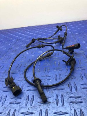 2016-2020 Cadillac CT6 ABS Wheel Speed Sensor Set - Front (Used OEM)