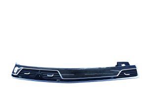 2016-2019 BMW 740i Center Dashboard Air Vent Set with Wood Trim Bezel - Front (Used OEM)