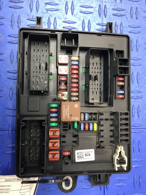 2014-2019 Cadillac ATS Body Junction Fuse and Relay Block - Rear (Used OEM)