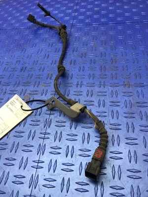 2018-2025 Honda Odyssey ABS Wheel Speed Sensor with EPB Wire Harness - Rear (Used OEM)