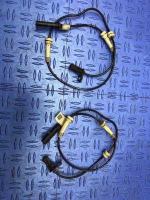 2017-2023 BMW 528i ABS Wheel Speed Sensor Set - Front (Used OEM)