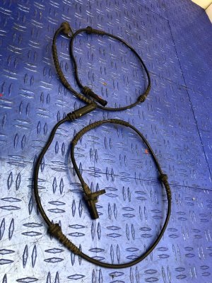 2011-2016 BMW 528i ABS Wheel Speed Sensor Set - Front (Used OEM)