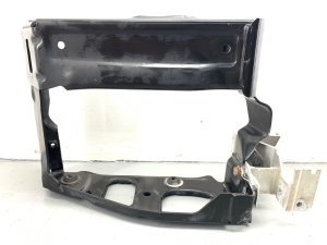 2017-2019 BMW M760i xDrive Upper Radiator Support Tie Bar with Air Ducts - Front (Used OEM)