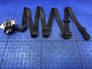 2014-2020 Maserati Quattroporte Seat Belt Assembly - Front, Left (Driver) (Used OEM)