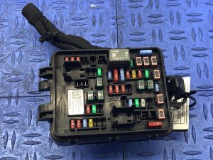 2020-2021 Cadillac CT4 Trunk Mounted Fuse Relay Junction Box - Rear (Used OEM)
