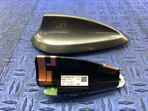 2016-2022 BMW M760i xDrive Gray Shark Fin Roof Antenna (Used OEM)