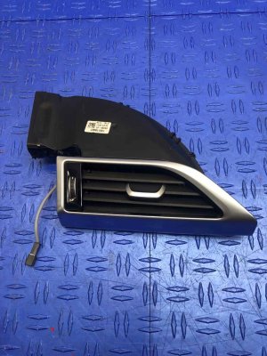 2016-2022 BMW 740i B-Pillar A/C Air Vent Grille (Used OEM)