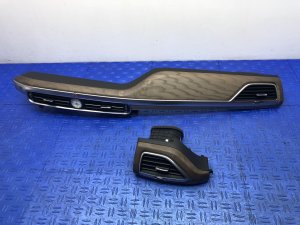 2020-2022 Genesis G90 Gray Dashboard Air Vent Grille Set with Analog Clock and Trim (Used OEM)