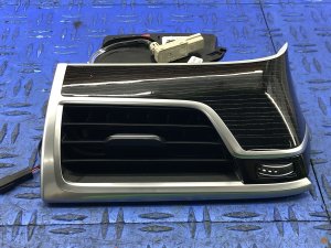2016-2019 BMW M760i xDrive Black Air Vent with Piano Black Molding - Front (Used OEM)