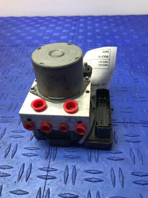 2016-2017 Cadillac CT6 ABS Pump and Control Module (Used OEM)