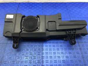 2022-2025 Hyundai Santa Cruz Bose Subwoofer Speaker - Rear (Used OEM)