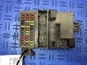 2018-2024 Honda Odyssey Cabin Fuse Relay Block Box (Used OEM)