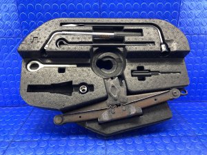 2017-2024 Maserati Levante Trunk Cargo Jack and Tool Set with Foam Insert - Rear (Used OEM)
