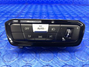 2019-2025 BMW Z4 Headlight Lamp Switch (Used OEM)