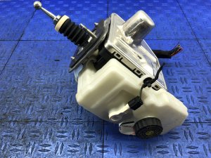 2020-2023 BMW M8 ABS Control Module and Master Cylinder Assembly (Used OEM)