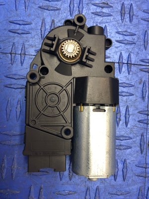 2017-2021 Jaguar F-Pace Sunroof Glass Window Motor (Used OEM)