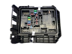 2025 Nissan Kicks Engine Room Fuse Relay Junction Box (Used OEM)