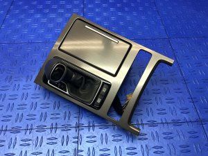 2017-2020 Genesis G80 Center Console Cup Holder and Gear Shifter Assembly (Used OEM)