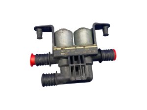 2014-2016 Porsche Panamera Heater Control Valve with Bracket (Used OEM)