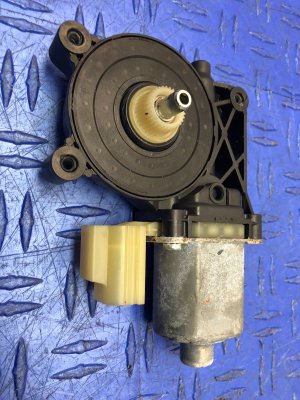 2016-2018 Lincoln MKX Door Window Motor - Rear, Left (Driver) (Used OEM)